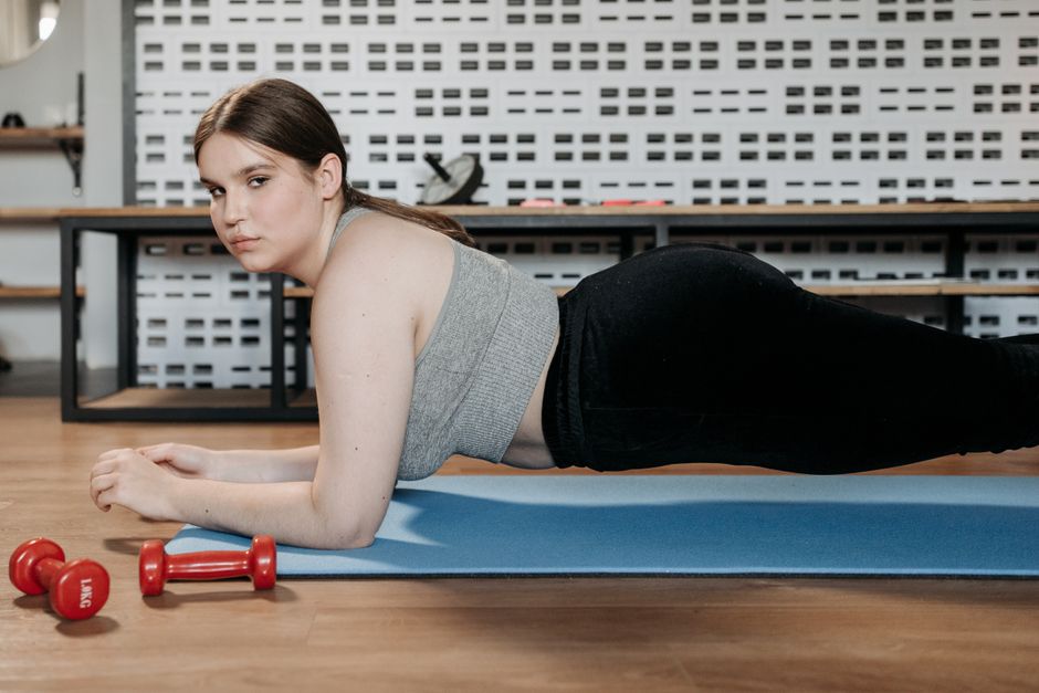 Planks build a strong, stable core